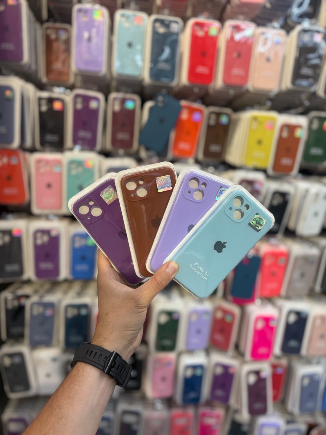 قاب سیلیکونی مدل  SilCase  آیفون 13 / iPhone 13