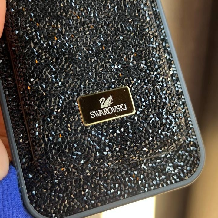 ولت سواروسکی مدل Swarovski مناسب آیفون های دارای مگ سیف