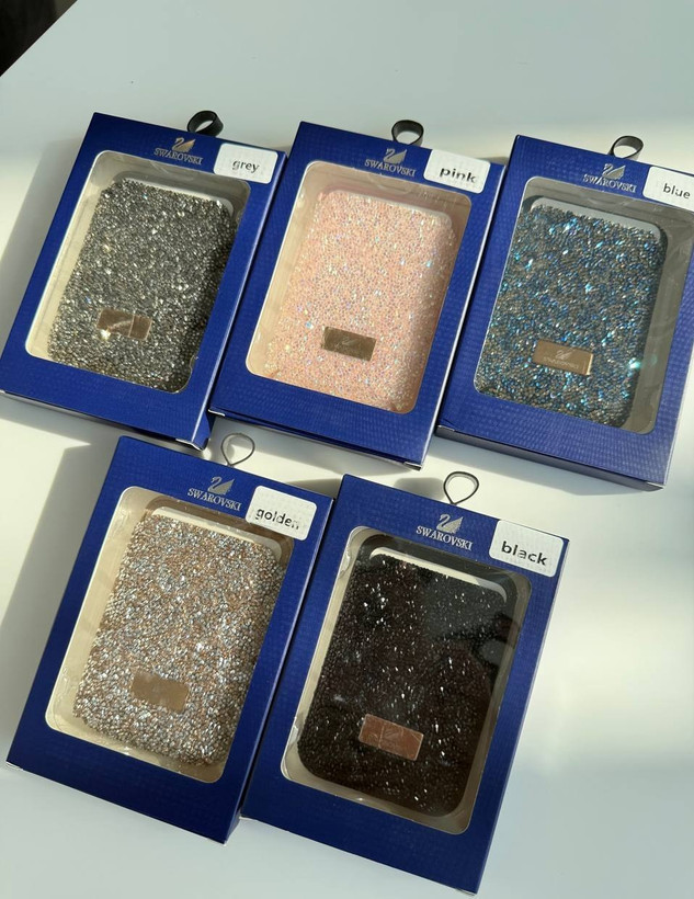 ولت سواروسکی مدل Swarovski مناسب آیفون های دارای مگ سیف