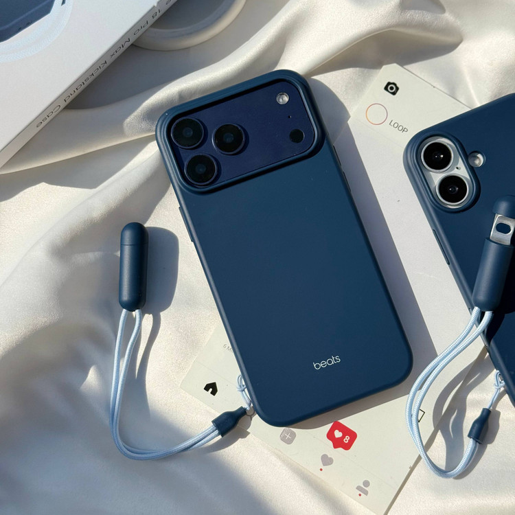 قاب محافظ آویز دار آیفون مدل Beats Kickstand Case + Lanyard
