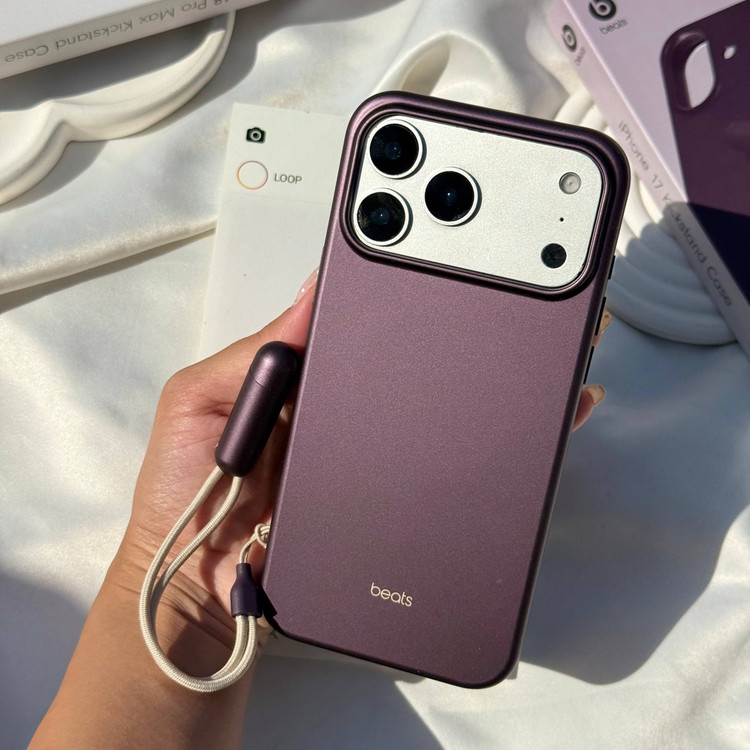 قاب محافظ آویز دار آیفون مدل Beats Kickstand Case + Lanyard